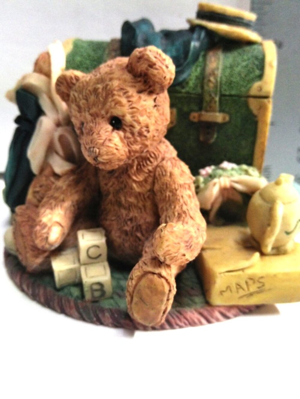 Grandma's Attic Balderdash 1995 Ganz Figurine TT109 Teddy Bear, Chest, Toys, etc